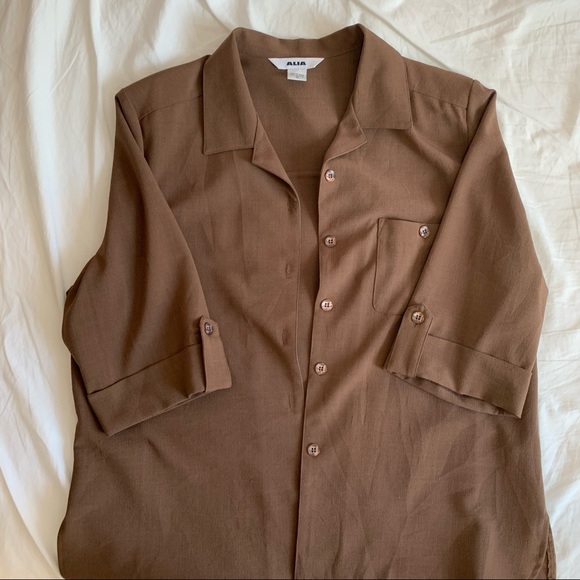 brown shacket/button down - Picture 2 of 4